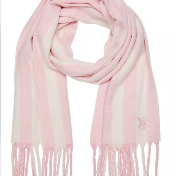 Victoria's Secret Accessories - Victoria's Secret Cozy Blanket Scarf NWT